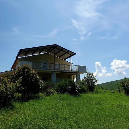 Riverside Bucine 別荘 *